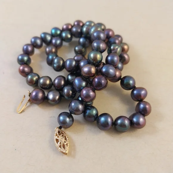 Vintage Black Pearl Necklace With Gold 585 (14K) Lock - Picture 8 of 15